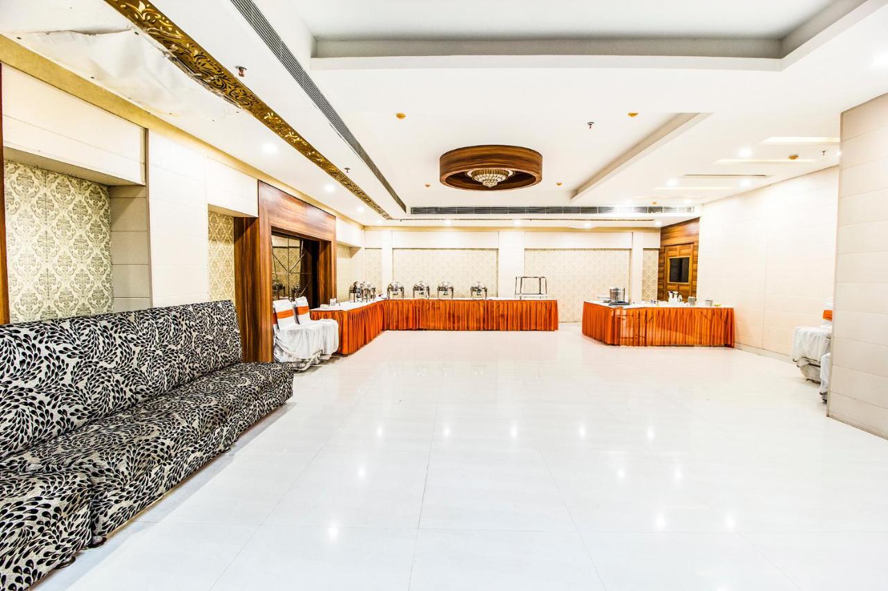 Fabhotel Le Monarque Chandigarh Luaran gambar